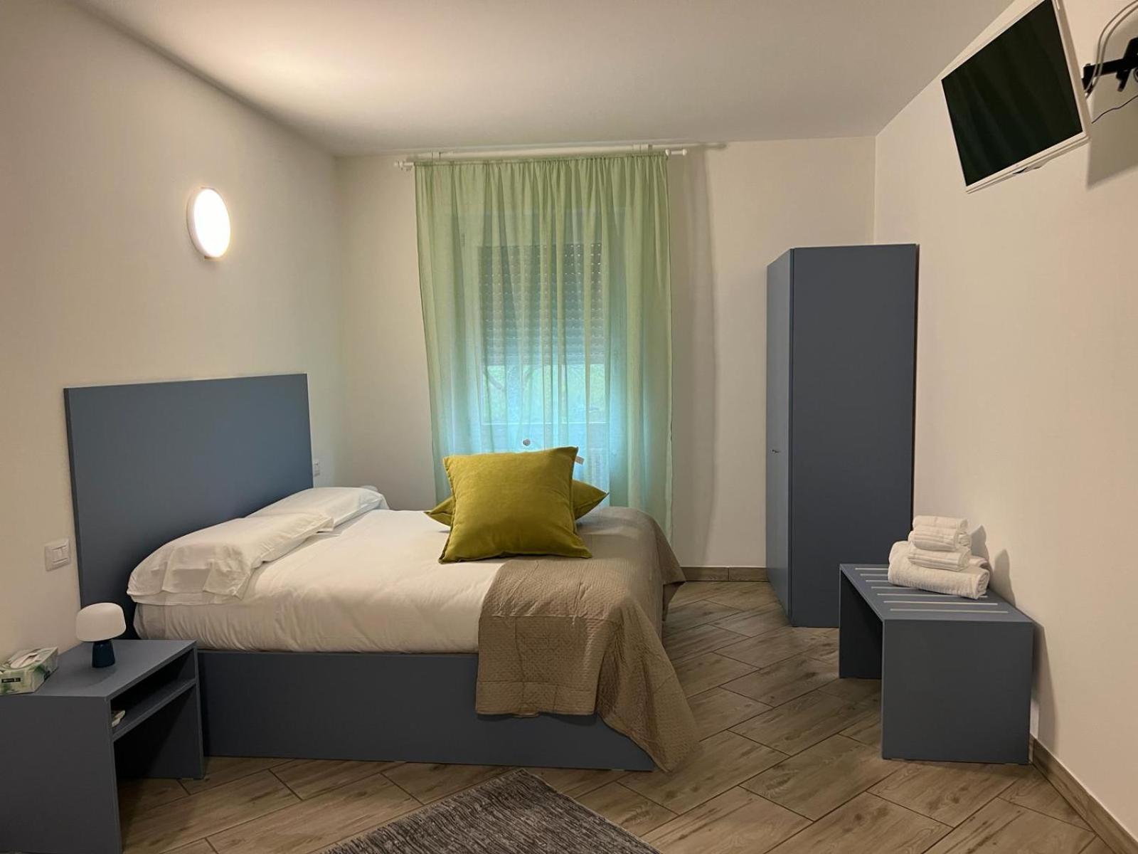 I Colli Del Garda 호텔 로나토 외부 사진