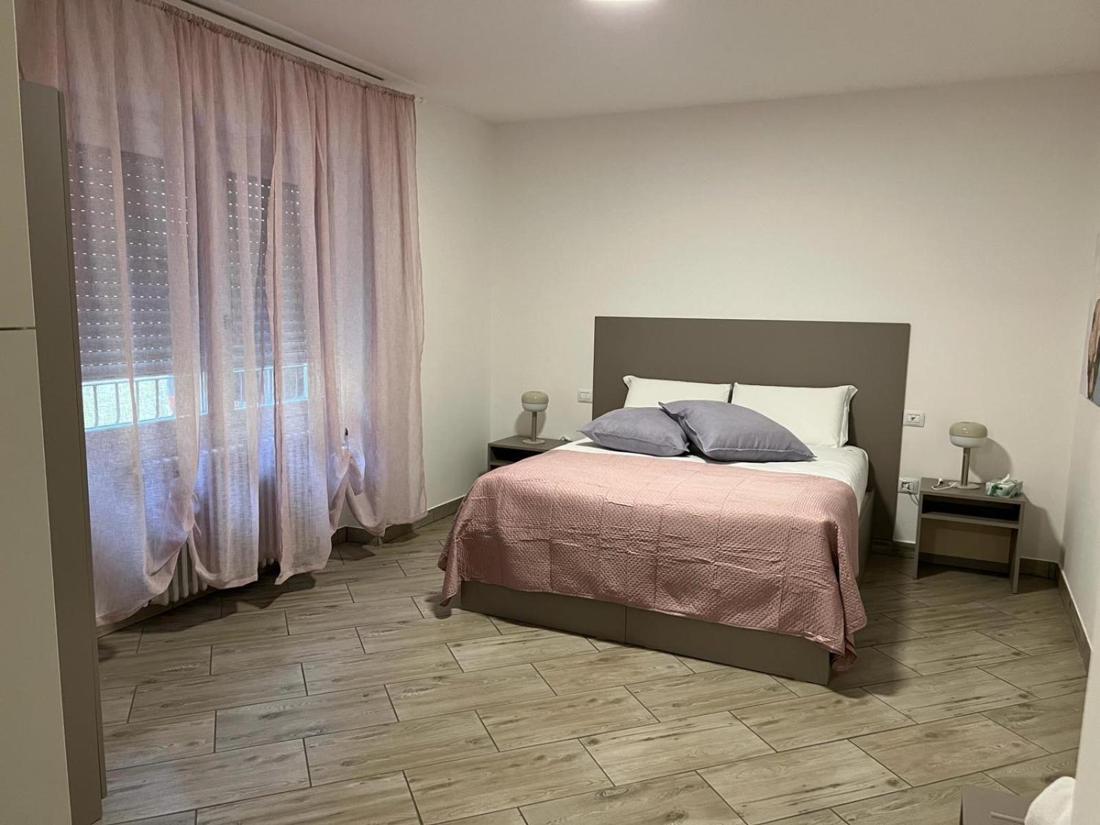 I Colli Del Garda 호텔 로나토 외부 사진